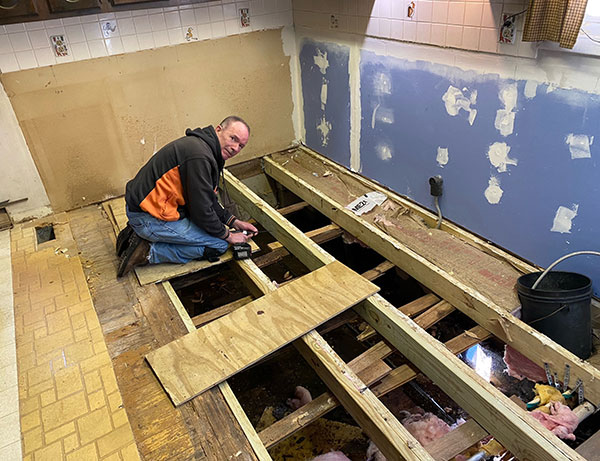 Photos of Mid-Atlantic District volunteers by Dave Jupin.